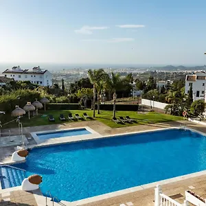 https://hacienda-puerta-del-sol.1costadelsol.com