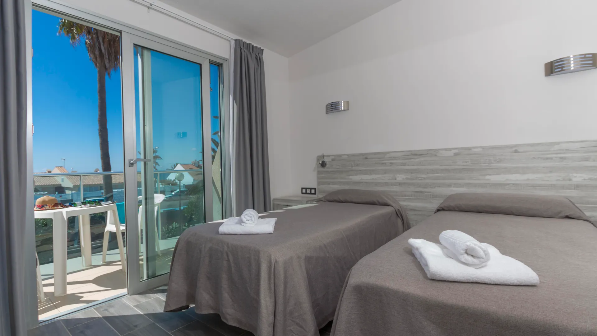 Smartr Maspalomas Corinto Playa del Ingles  2*, Playa del Ingles (Gran Canaria) Spain