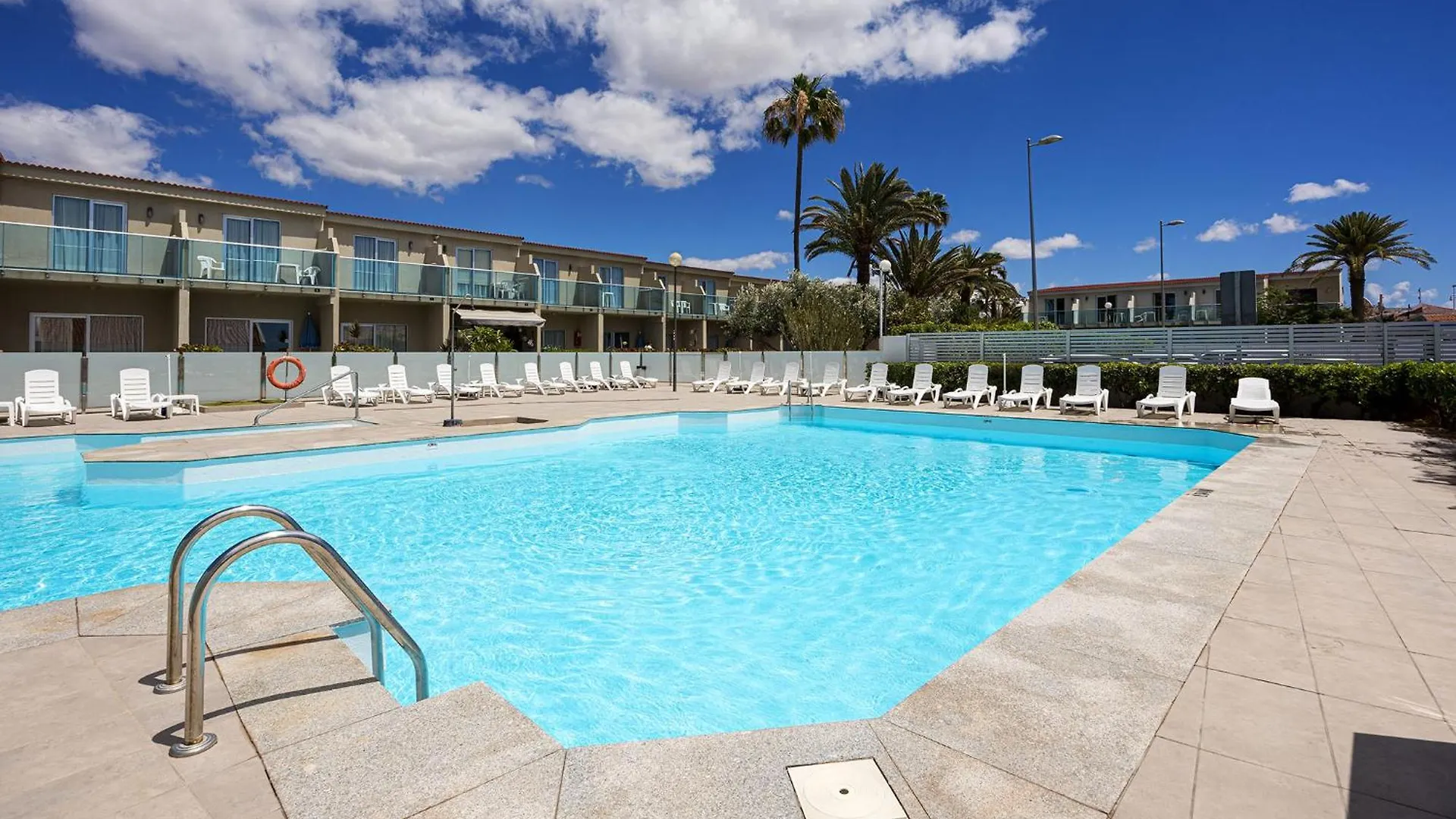 Smartr Maspalomas Corinto location